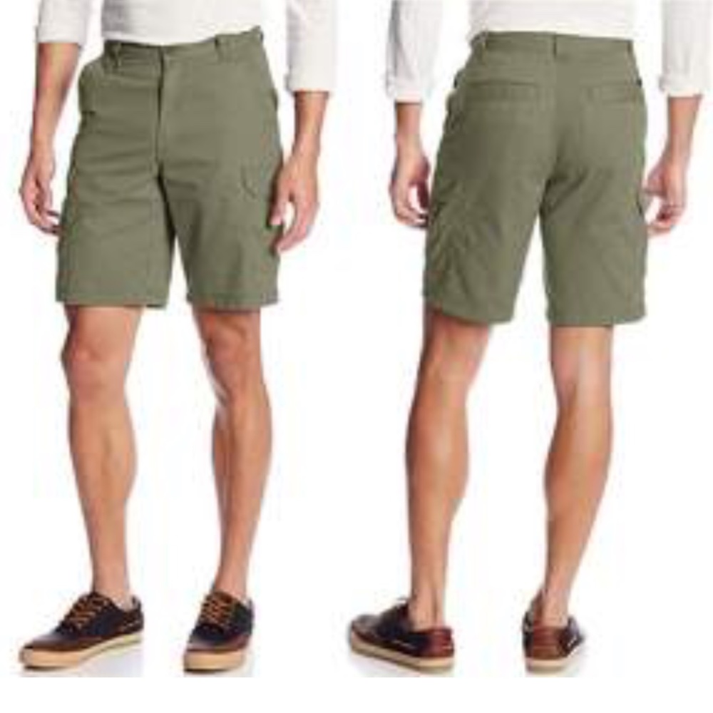 NWT! Columbia Brownsmead Green Cargo Shorts 42 x 8